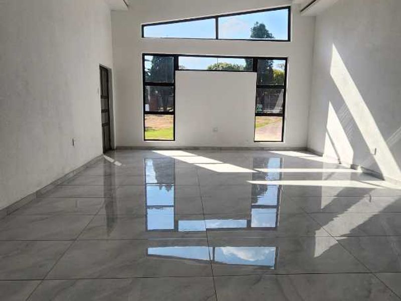 3 Bedroom Home For Sale - Photo 2