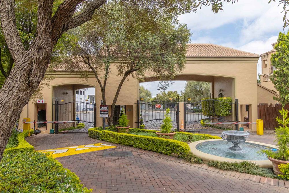 Entry and Exit gate with security