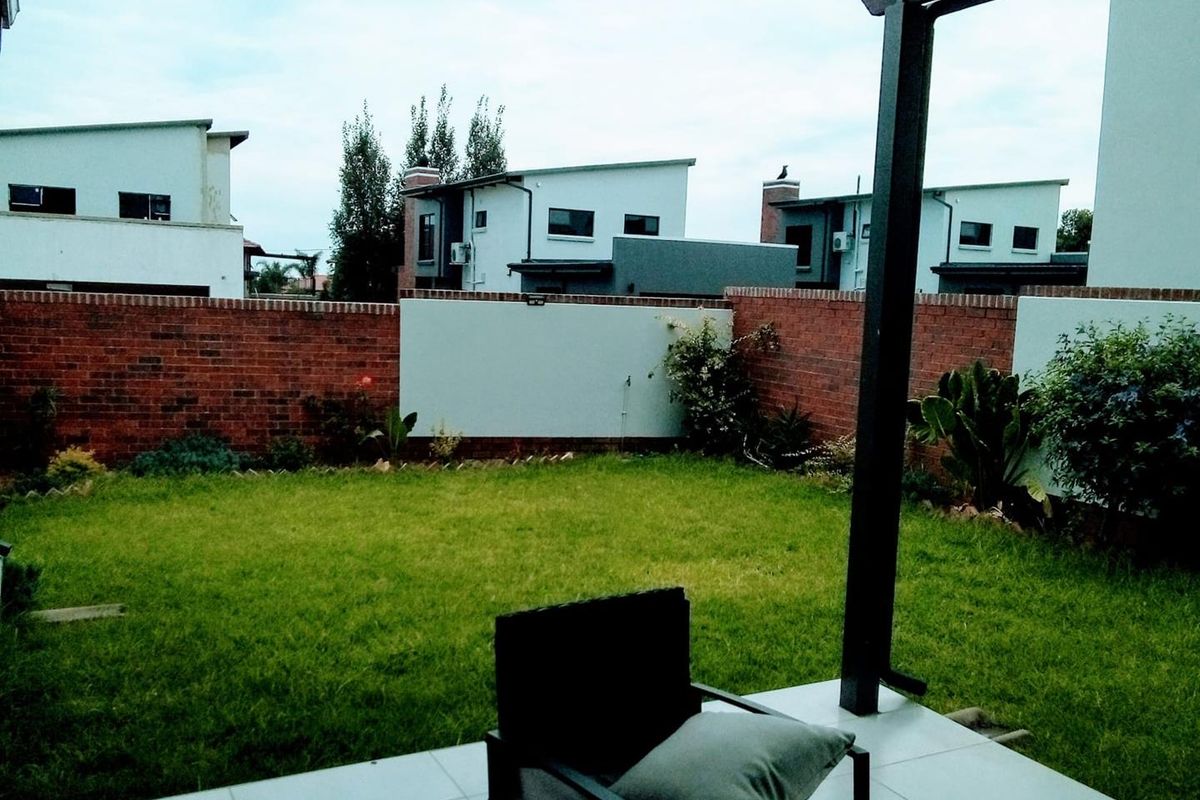 Your Dream Home Awaits in Craigavon, Fourways! - Photo 3