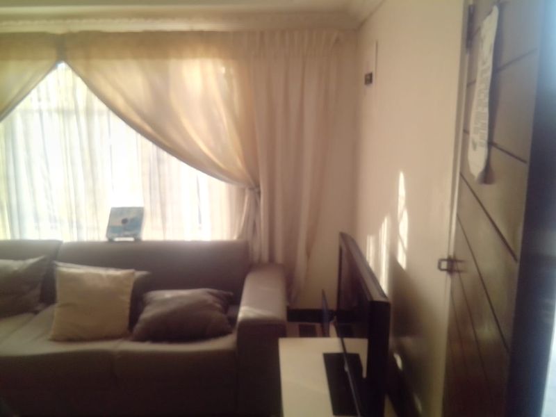 3 Bedroom House In Leboeng - Photo 3