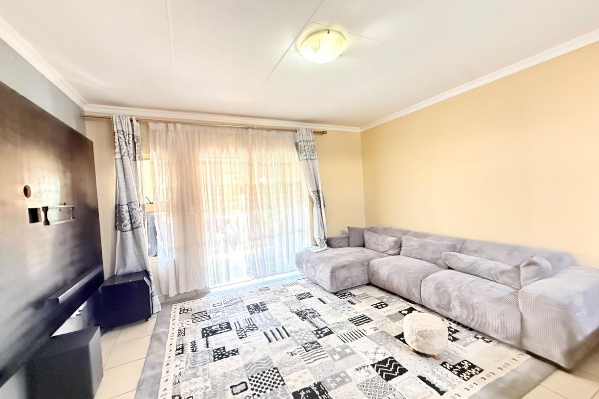 Convenient Location Meets Style and Comfort in One Home - Photo 5