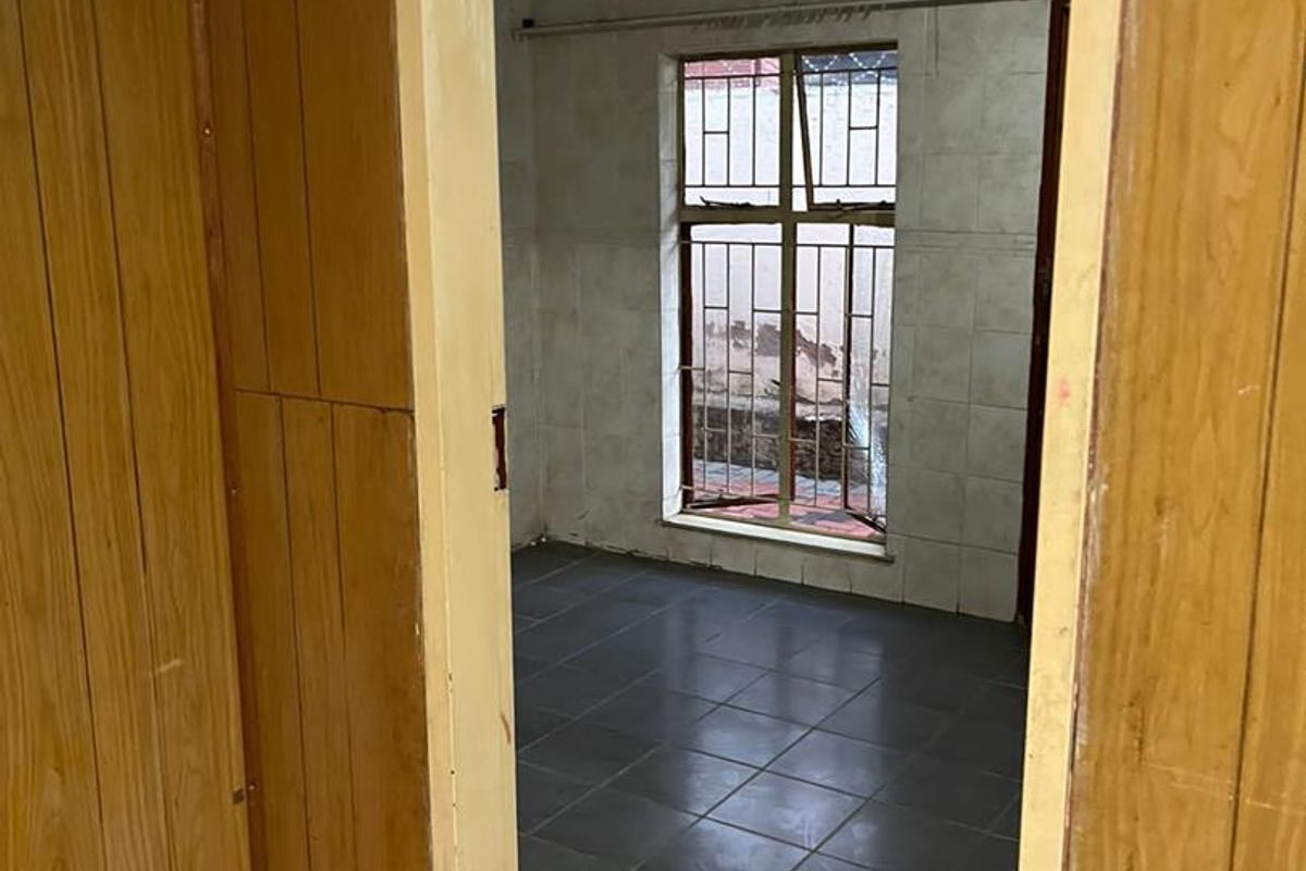 3 bedrooms house for sale in Soshanguve D D - Photo 3