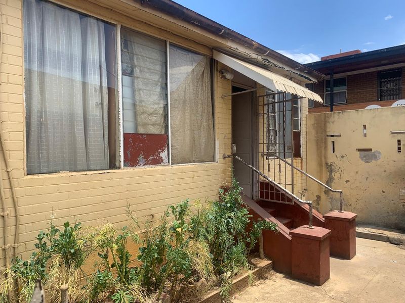 5 bedroom house for sale in Haddon johannesburg with R32 000 rental income PM - Photo 8