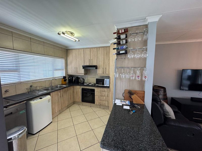 Elegant & Move-in-Ready First Floor Gem! - Photo 6