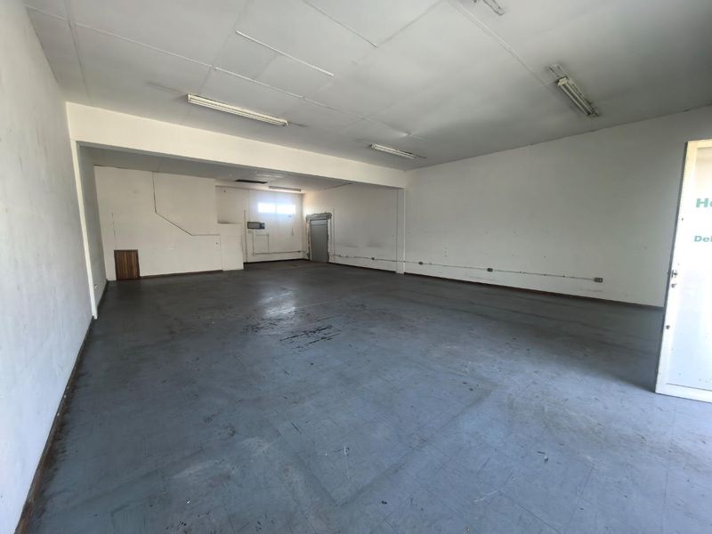 116m2 premises to let - Photo 7