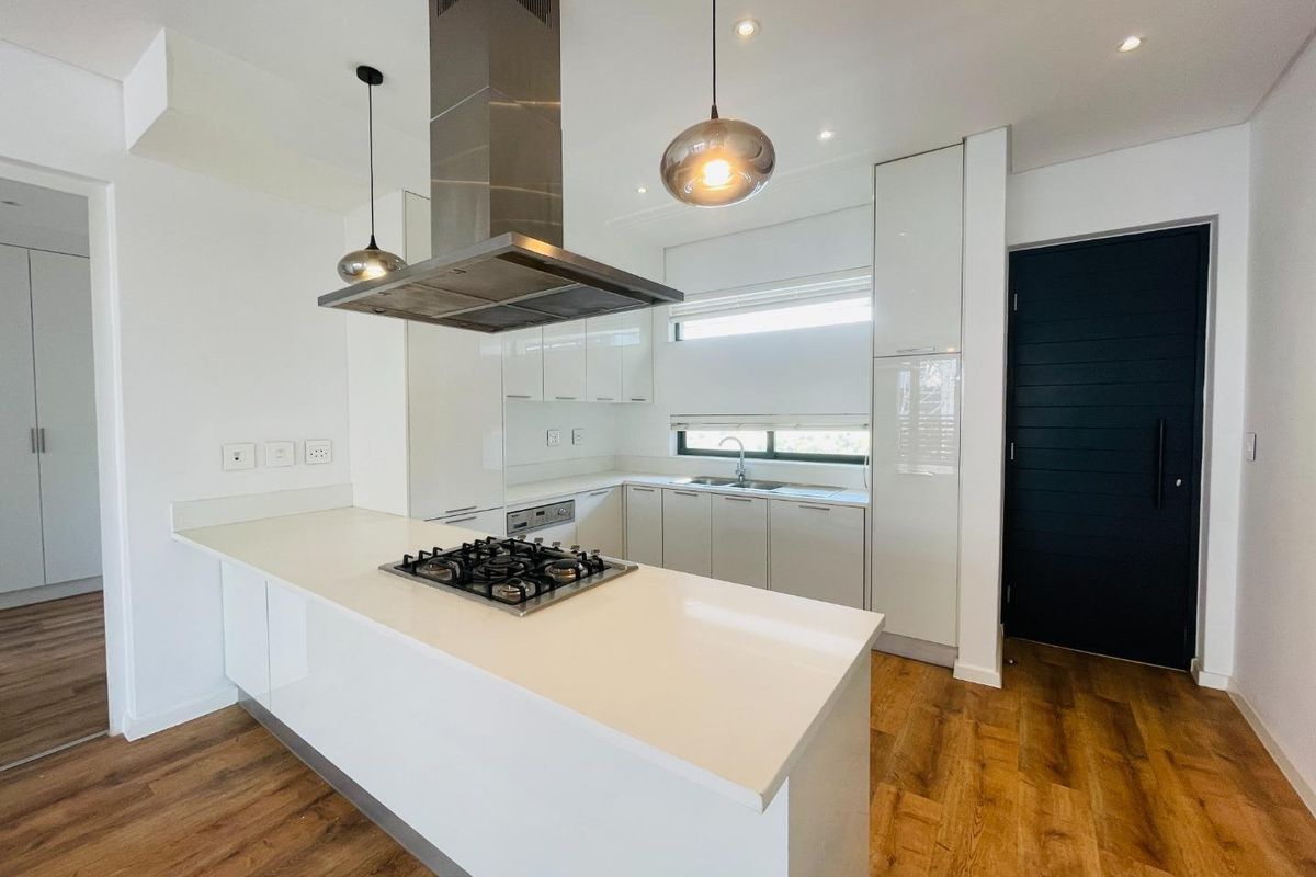 Unmatched Luxury: Steyn City's Premier Apartment Living - Photo 2