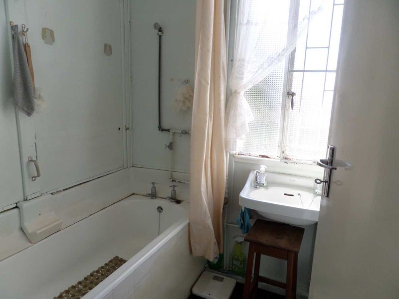 Fresh air, dam views and much much more - Photo 6