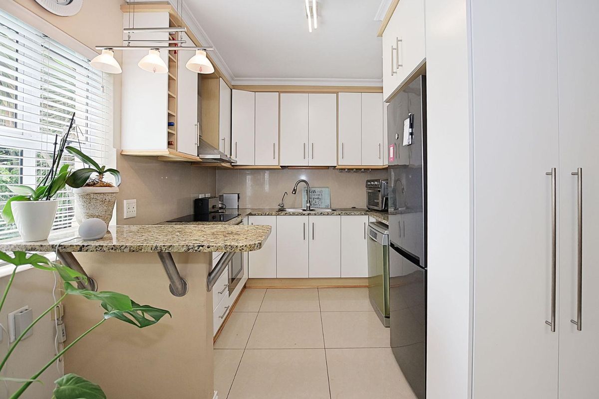 Designed For Living – Perfect Entertaining - Photo 5