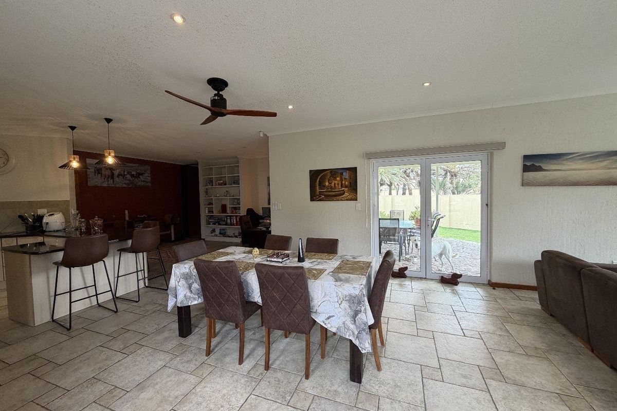 COZY 3 BEDROOM HOME FOR RENT, ROSSMUND,SWAKOPMUND - Photo 3