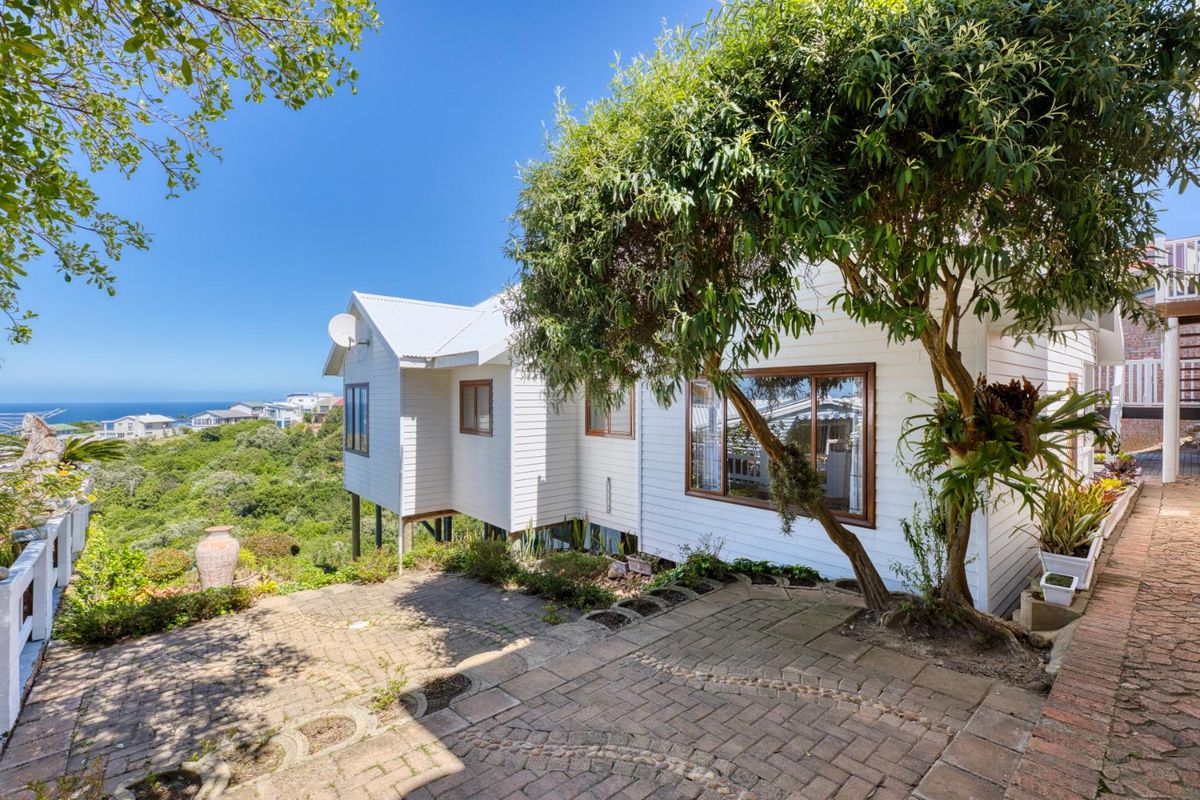 3 BED HOME FOR SALE IN HEROLD'S BAY - Photo 4