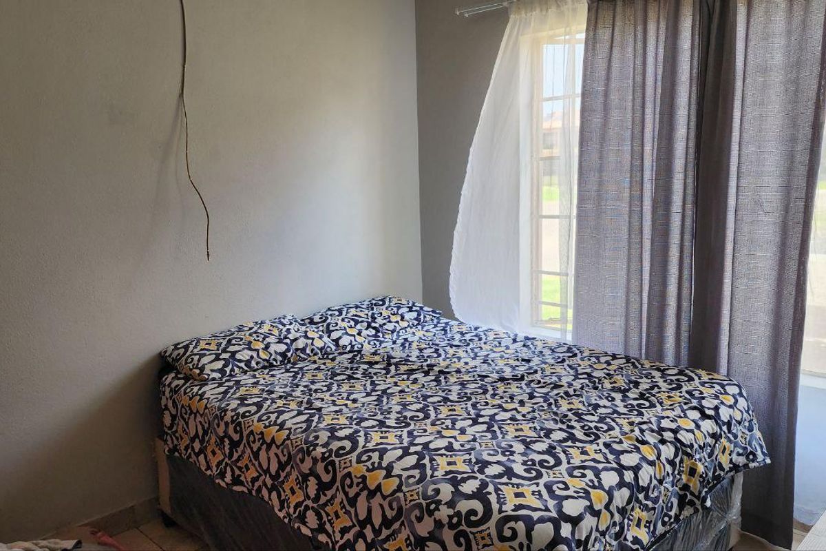 Comfortable 3 bedroom Living for the Whole Family - Photo 4