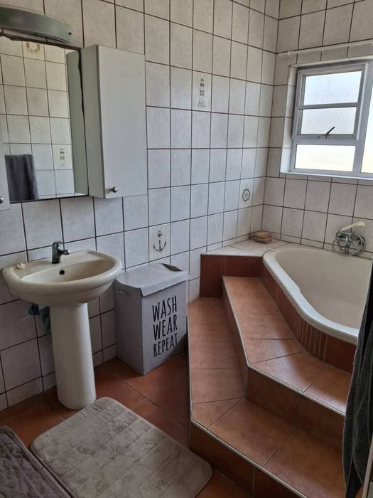 Property #2539602, House For Sale in Walvis Bay Central