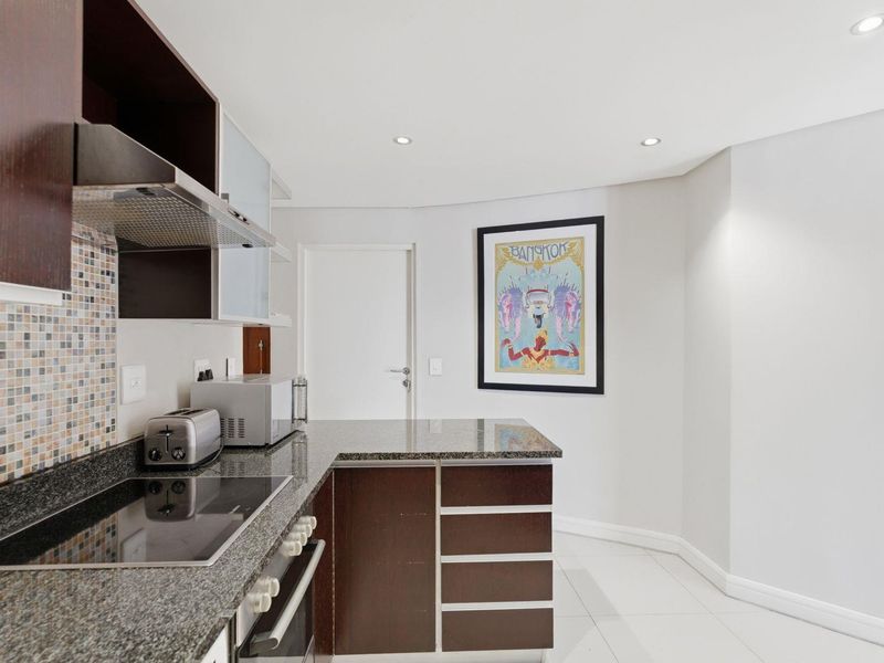 LUXURY LIVING IN THE HEART OF DE WATERKANT. THE POPULAR ROCKWELL COMPLEX - Photo 10