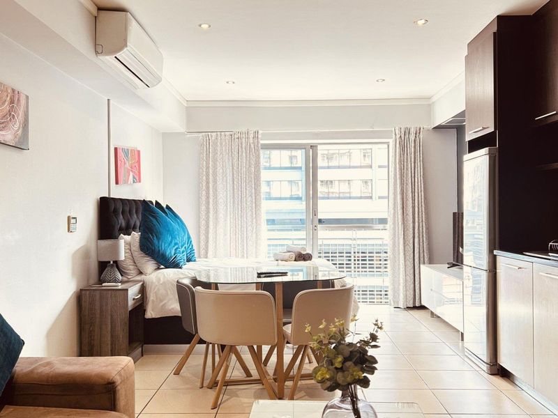 NEW SOLE & EXCLUSIVE MANDATE | ICON BUILDING | 40m2 STUDIO APARTMENT (C) - Photo 6