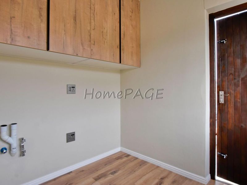 Rossmund, Swakopmund:  NEW 3 Bedr U-Shaped Home - Photo 7