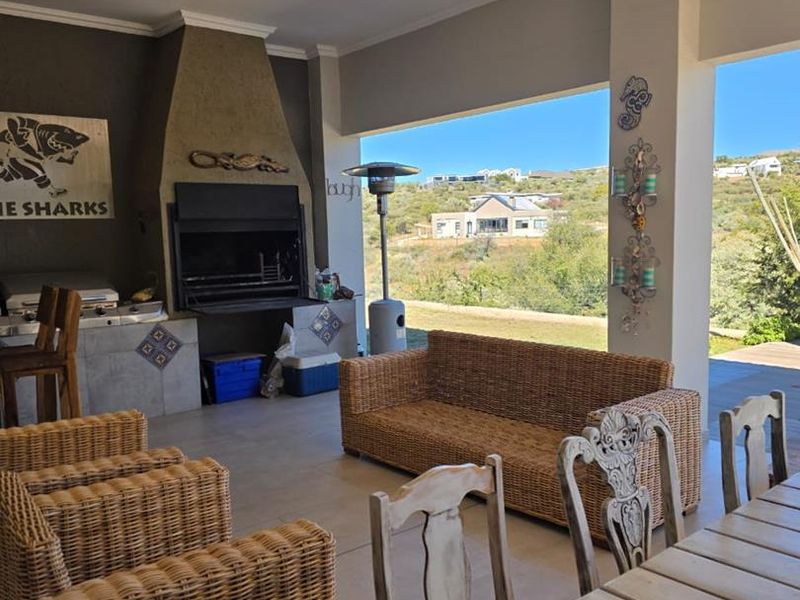 Upmarket house for sale at Finkenstein Estate - Photo 6