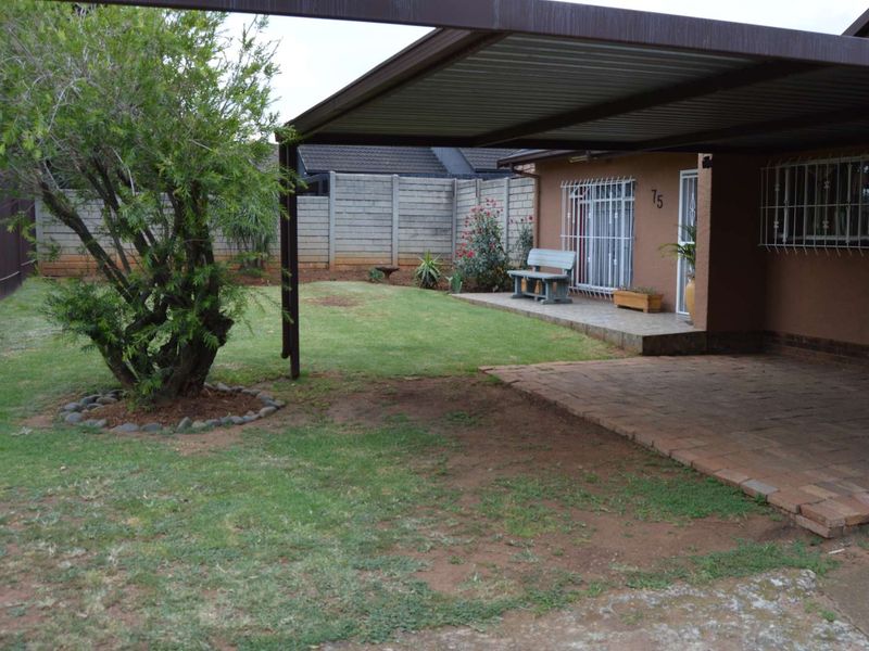 Family Home With A Flatlet In Dinwiddie - Photo 2