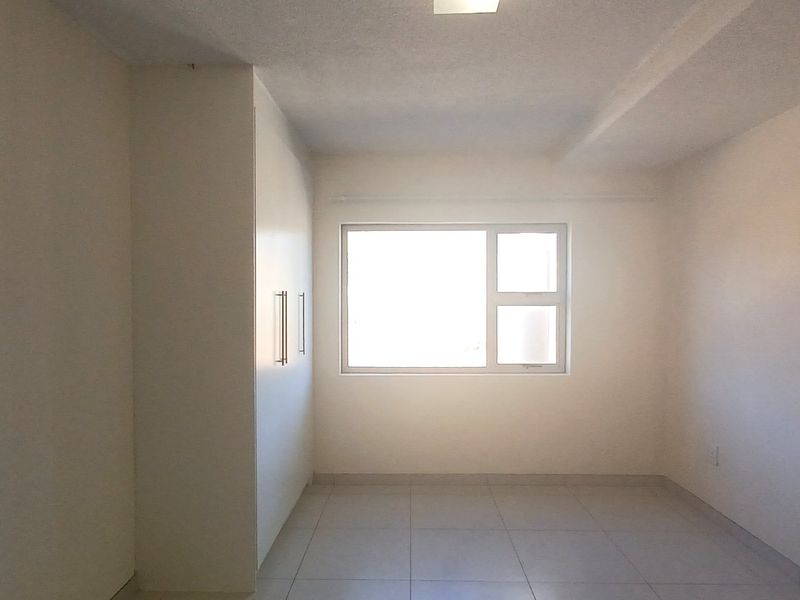 RETIREMENT VILLAGE - One Bedroom Apartment N$1 150 000million - Photo 5