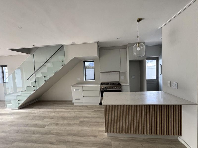 3 Bedroom House To Rent in Klein Parys - Photo 3
