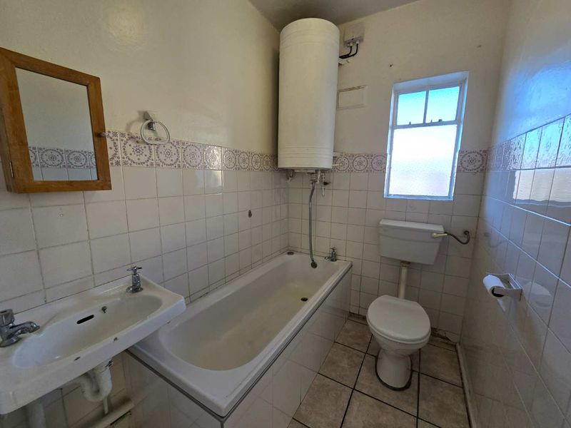 Lock-Up and Go Convenience - Photo 5