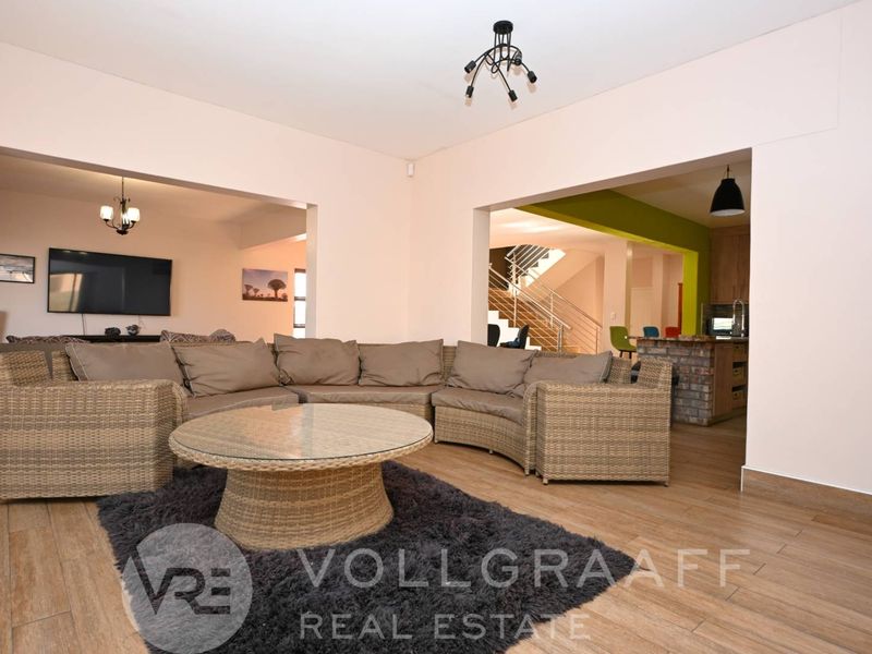 Spacious Double-Storey Family Home | Mile 4, Swakopmund - Photo 7