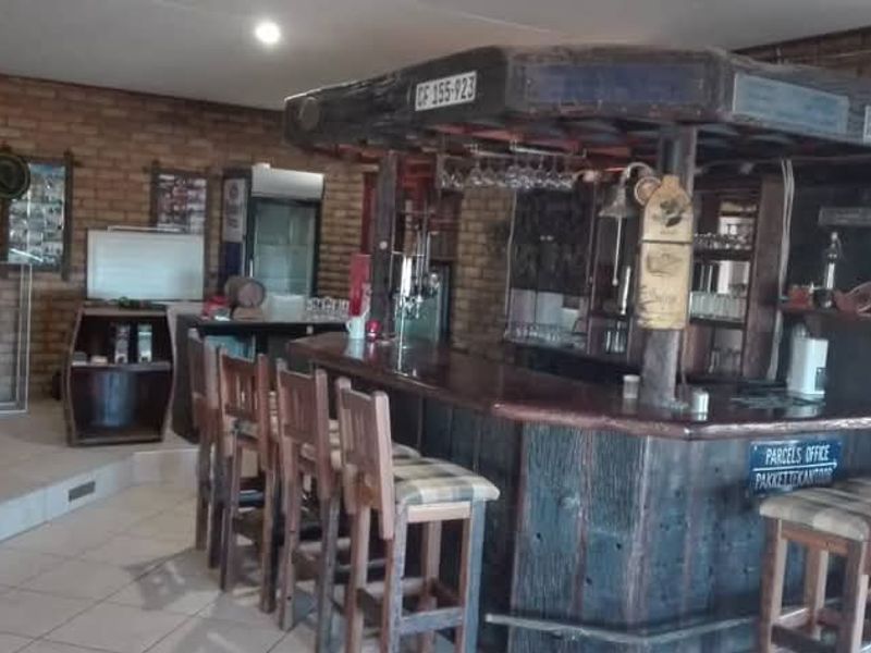 **Stunning Property Just 10km from Windhoek CBD** - Photo 9