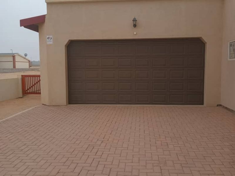 BEAUTIFUL WELL-MAINTAINED HOUSE FOR SALE IN HENTIES BAY – SOUTH DUNE - Photo 5