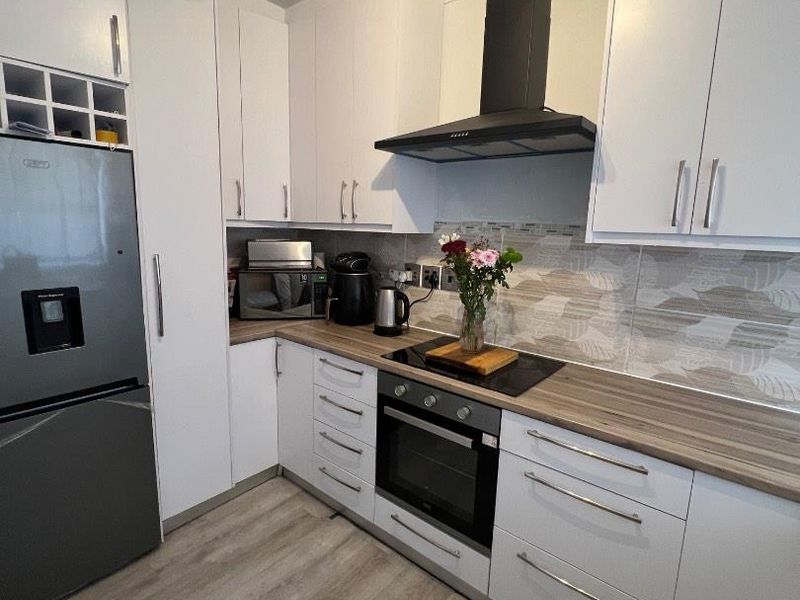 2 Bedroom Flat For Sale In Silveroaks Kuils River - Photo 6