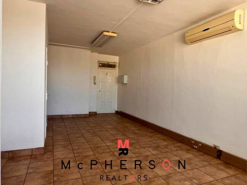 Office Block For Sale - Photo 6