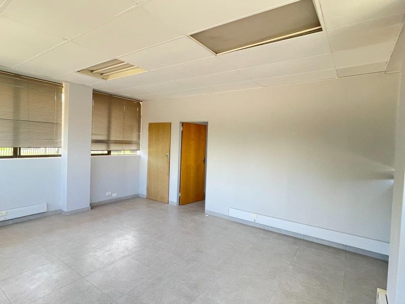 Prime Medical & Wellness Rooms To Let in Umhlanga - Photo 4