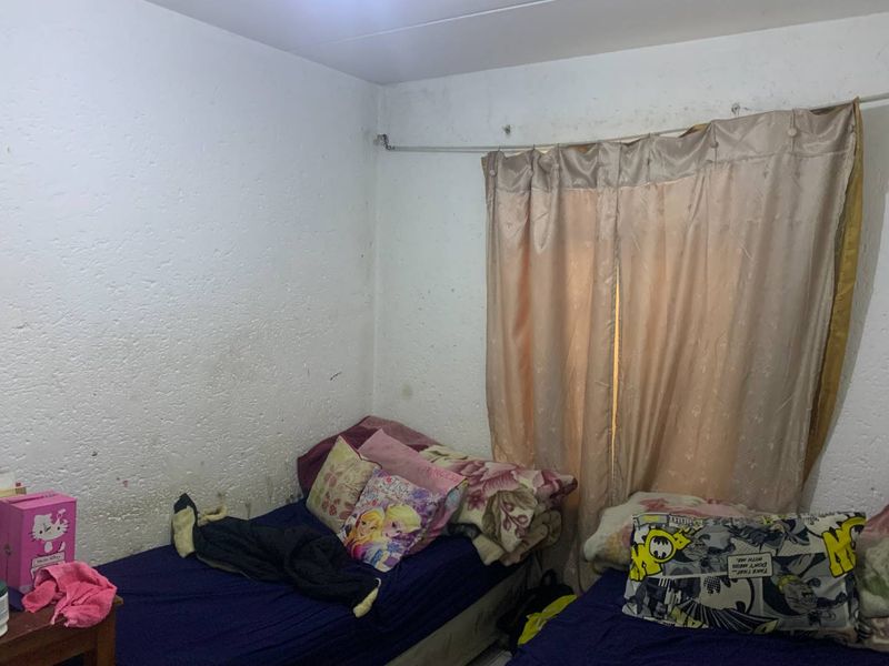 Charming 2-Bedroom Apartment for Sale in Vibrant Brixton - Photo 7