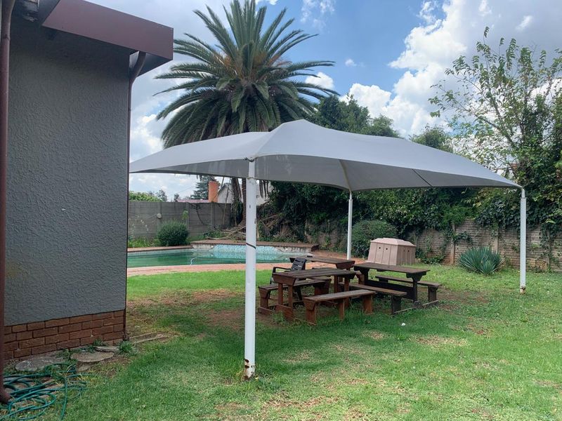 "Discover your home with this stunning property" - Photo 5