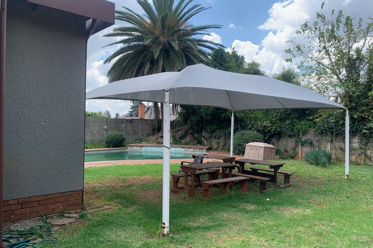 "Discover your home with this stunning property" - Photo 5