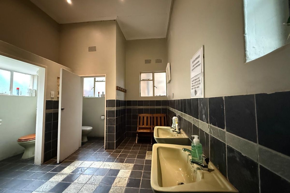 Charming Parkhurst Property for Sale - R7,900,000 - Photo 4