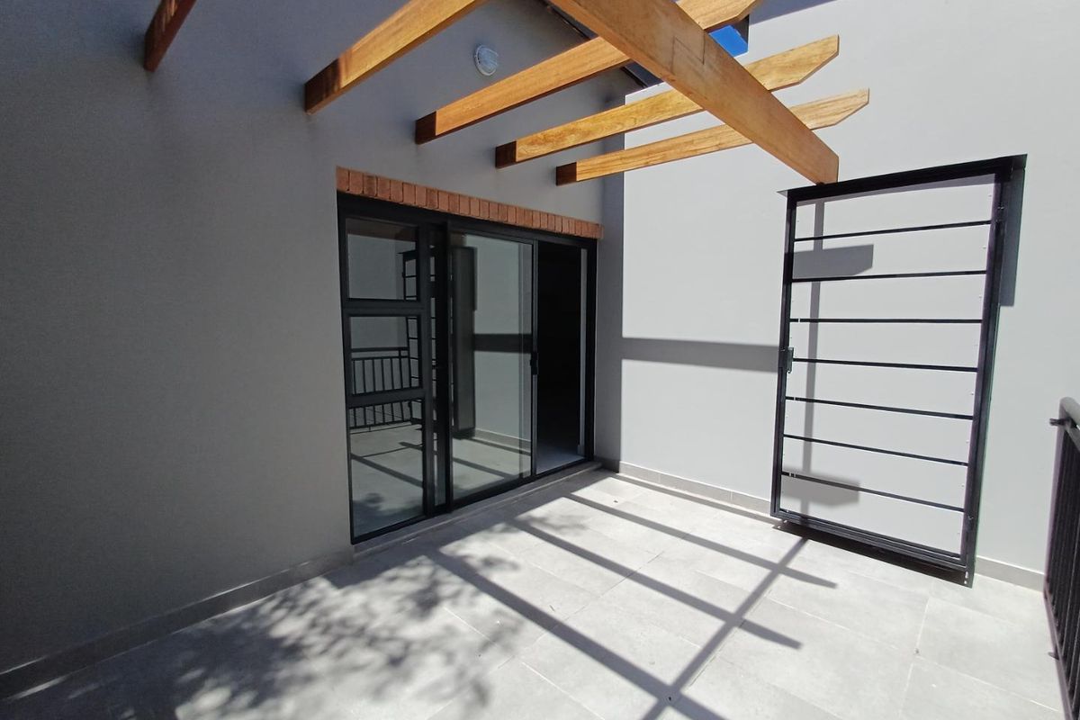 New development 2-bed and 2 bath apartment to rent - Photo 2