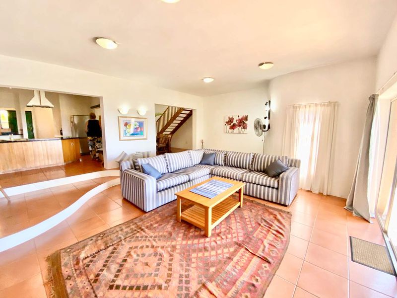 Hendra Estates - Perfect Coastal Retreat with Gorgeous Sea Views For Rent In Umdloti - Shared Property - Photo 7