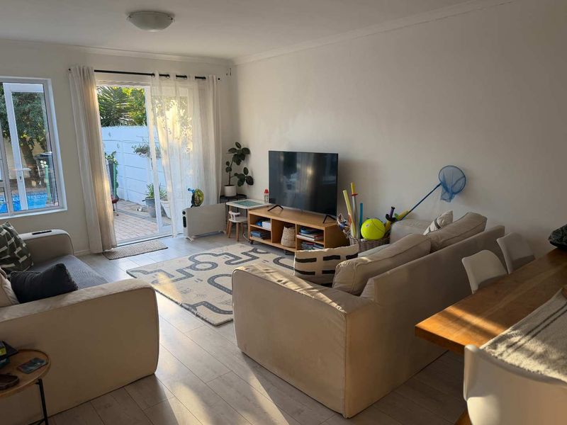 2 BEDROOM UNFURNISHED FAMILY HOME - Photo 3