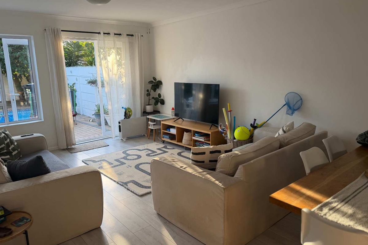 2 BEDROOM UNFURNISHED FAMILY HOME - Photo 3