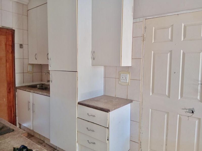 Beautiful home for Sale - Photo 6