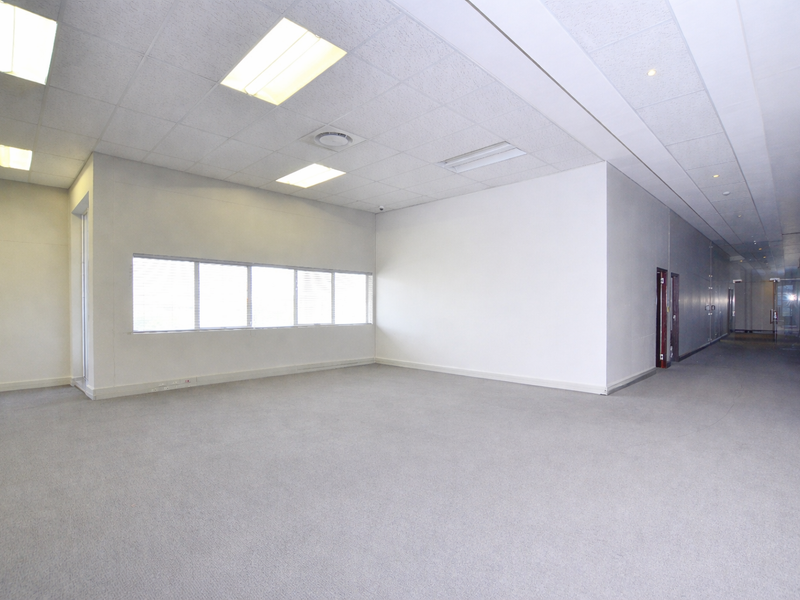 Commercial Office Space available - TO LET in Dal Josafat - Photo 6