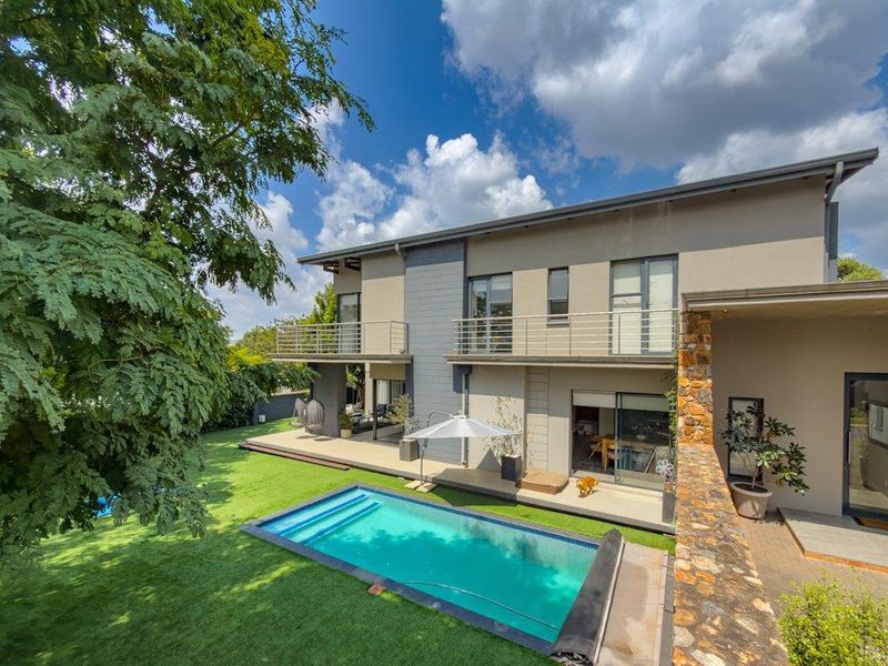 Designed for Effortless Living, Built for Entertaining - Photo 4