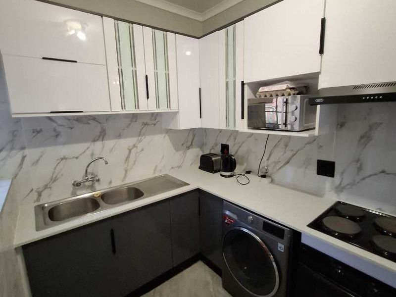 Stunning 2 bedroom in Equestria - Photo 1