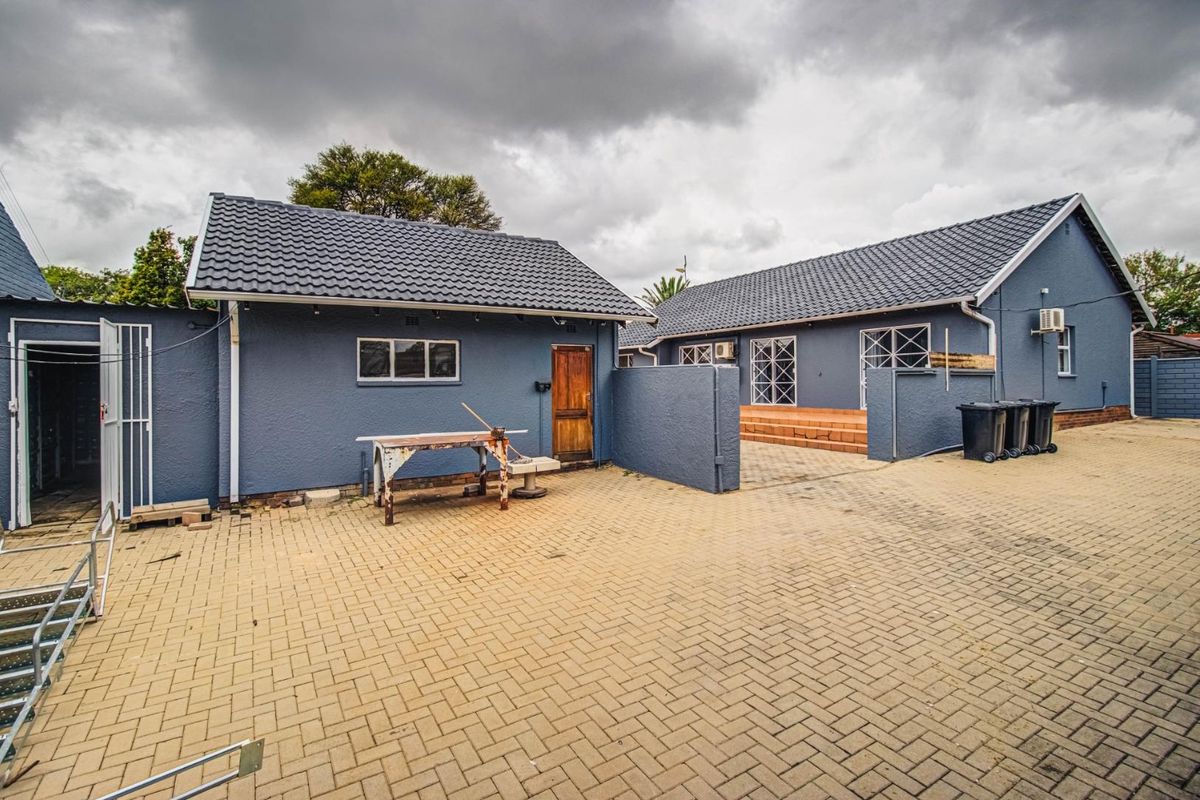 Commercial Property with lots of Opportunity in Monument Road - Photo 3