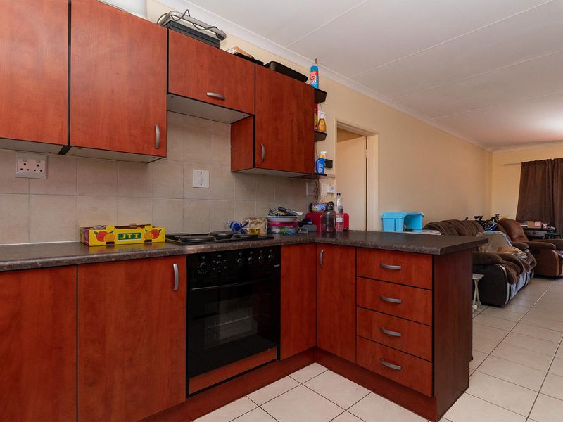 WHY PAY RENT - Photo 5