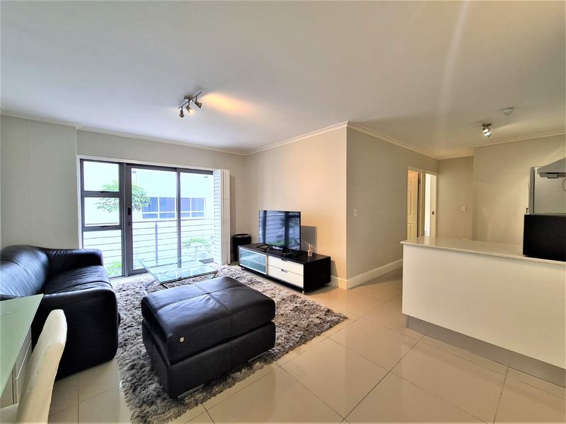 Modern & Secure 2 Bedroom Apartment - Photo 5