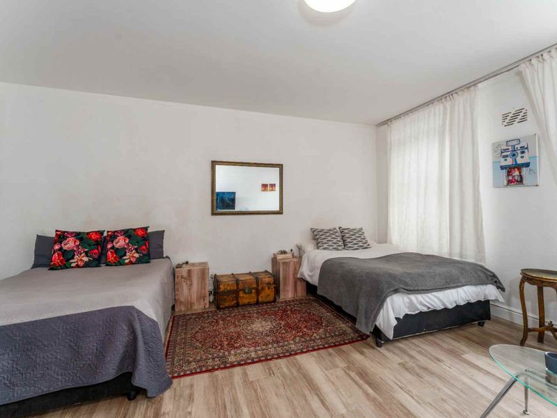 Studio Apartment | Trafalgar Centre, Foreshore Excellent Airbnb & Investment Opportunity – Cape Town - Photo 2