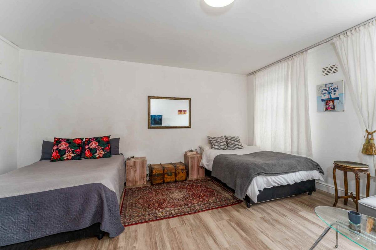 Studio Apartment | Trafalgar Centre, Foreshore Excellent Airbnb & Investment Opportunity – Cape Town - Photo 2