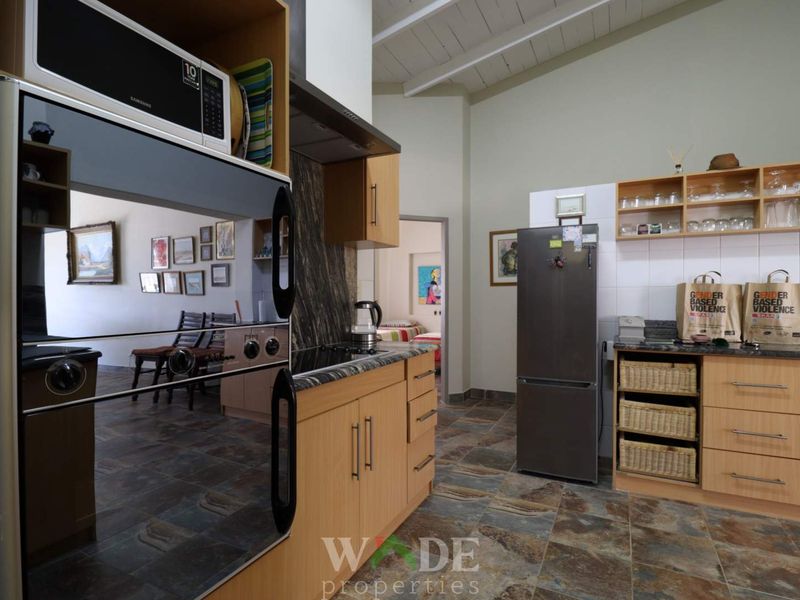 Hentiesbay: Double Storey 4 Bedroom House with Sea Views is For Sale - Photo 10