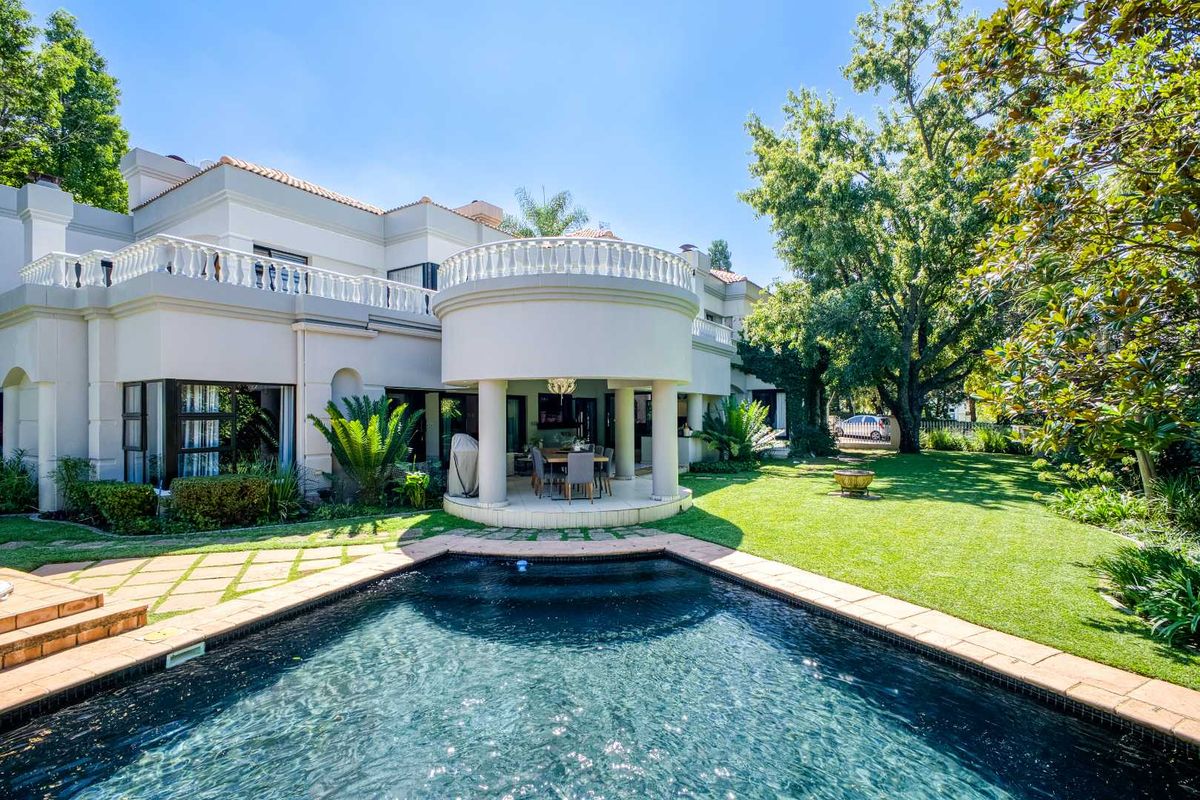 6 Bedroom House for Sale in Dainfern Golf Estate - Photo 2
