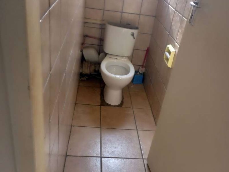 A 2 bedroom apartment in Arcadia is now for sale. - Photo 6